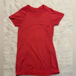 PINK LULULEMON SWIFTLY TECH